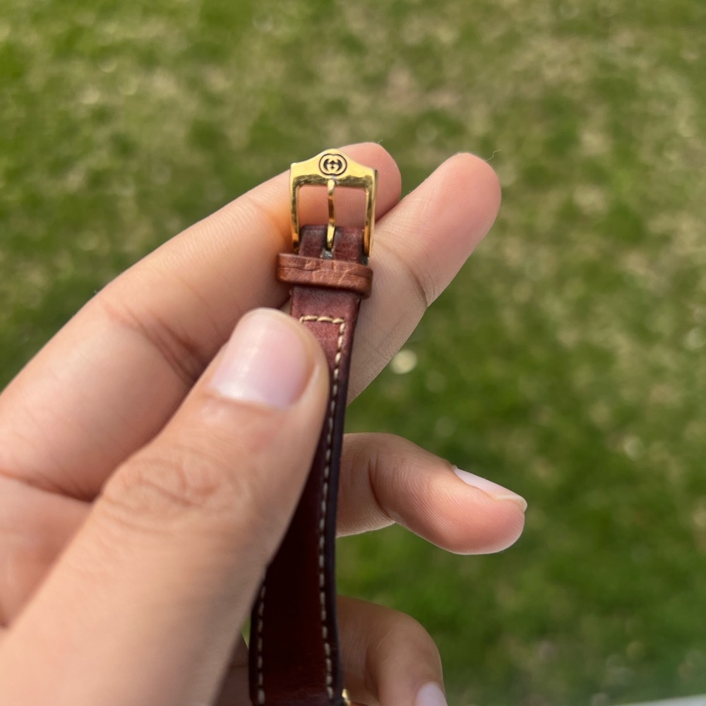 GUCCI Chronograph, Gold Plated ladies Watch - Picture 9 of 11